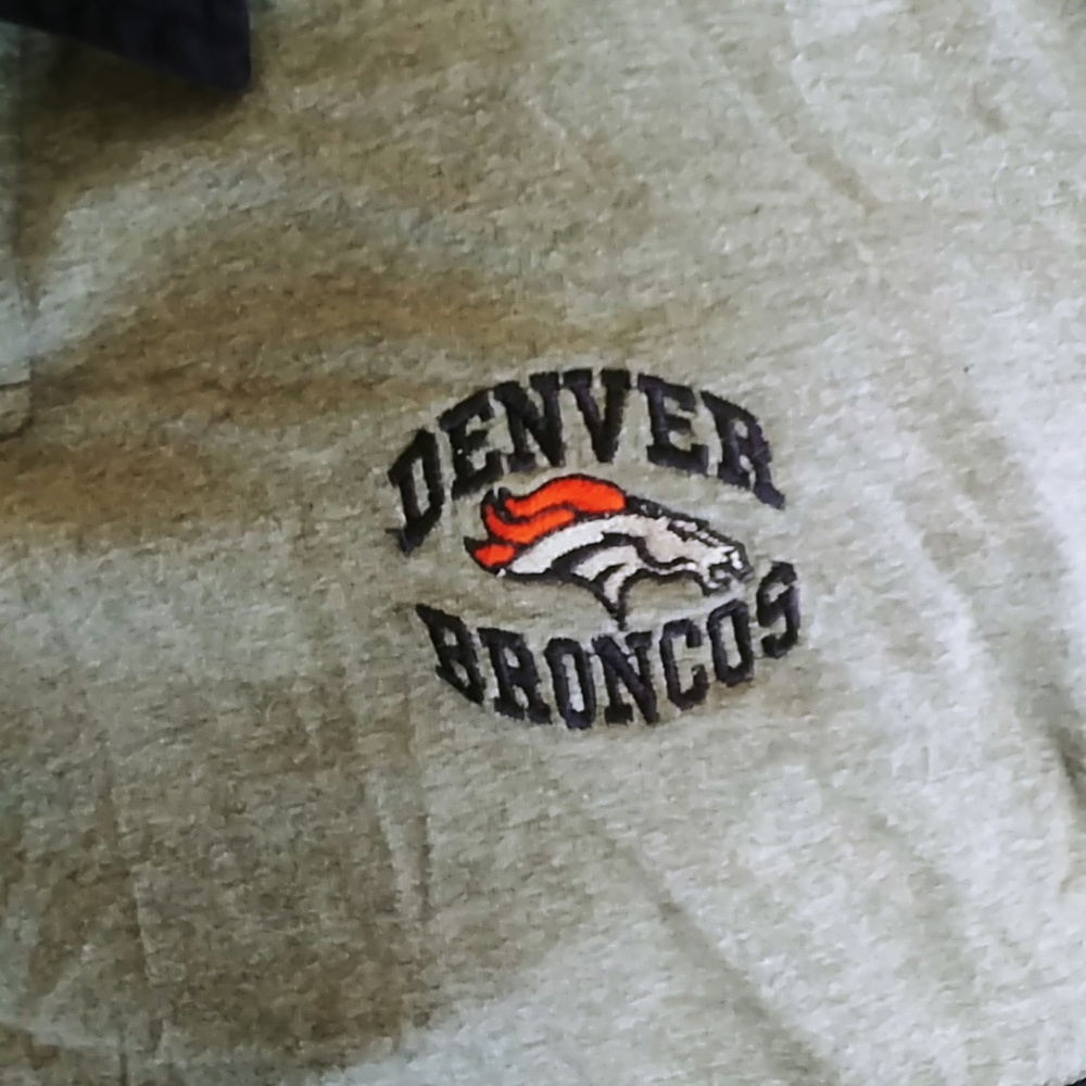 Men's bronco shirt